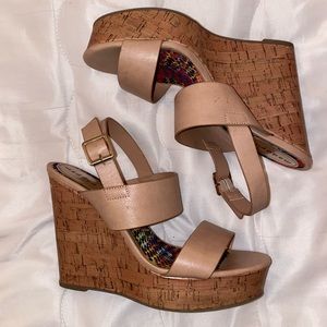 Madden Girl Wedge women heels size 6.5 Tan